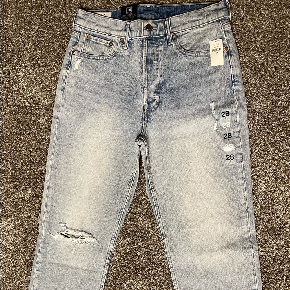 Gap - NWT - Cheeky Straight Jeans